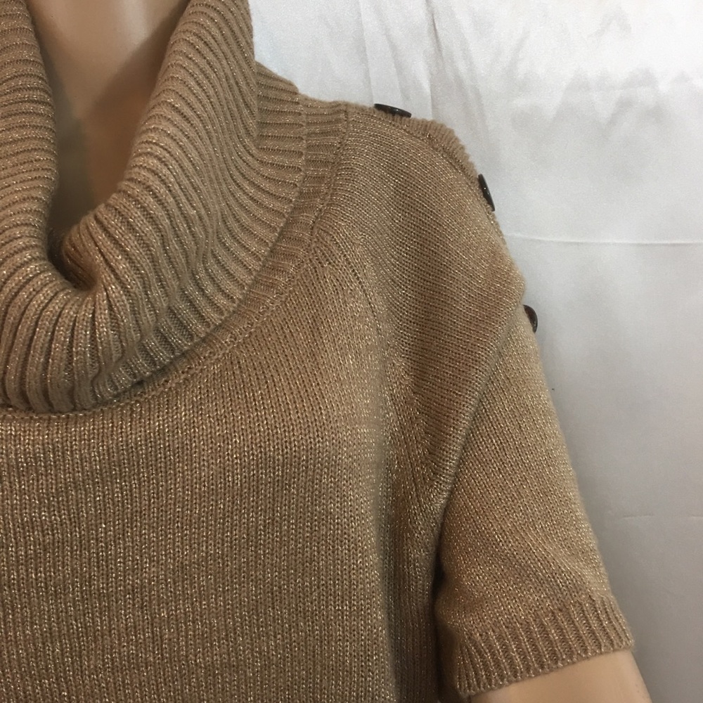 U-Knit beautiful sweater